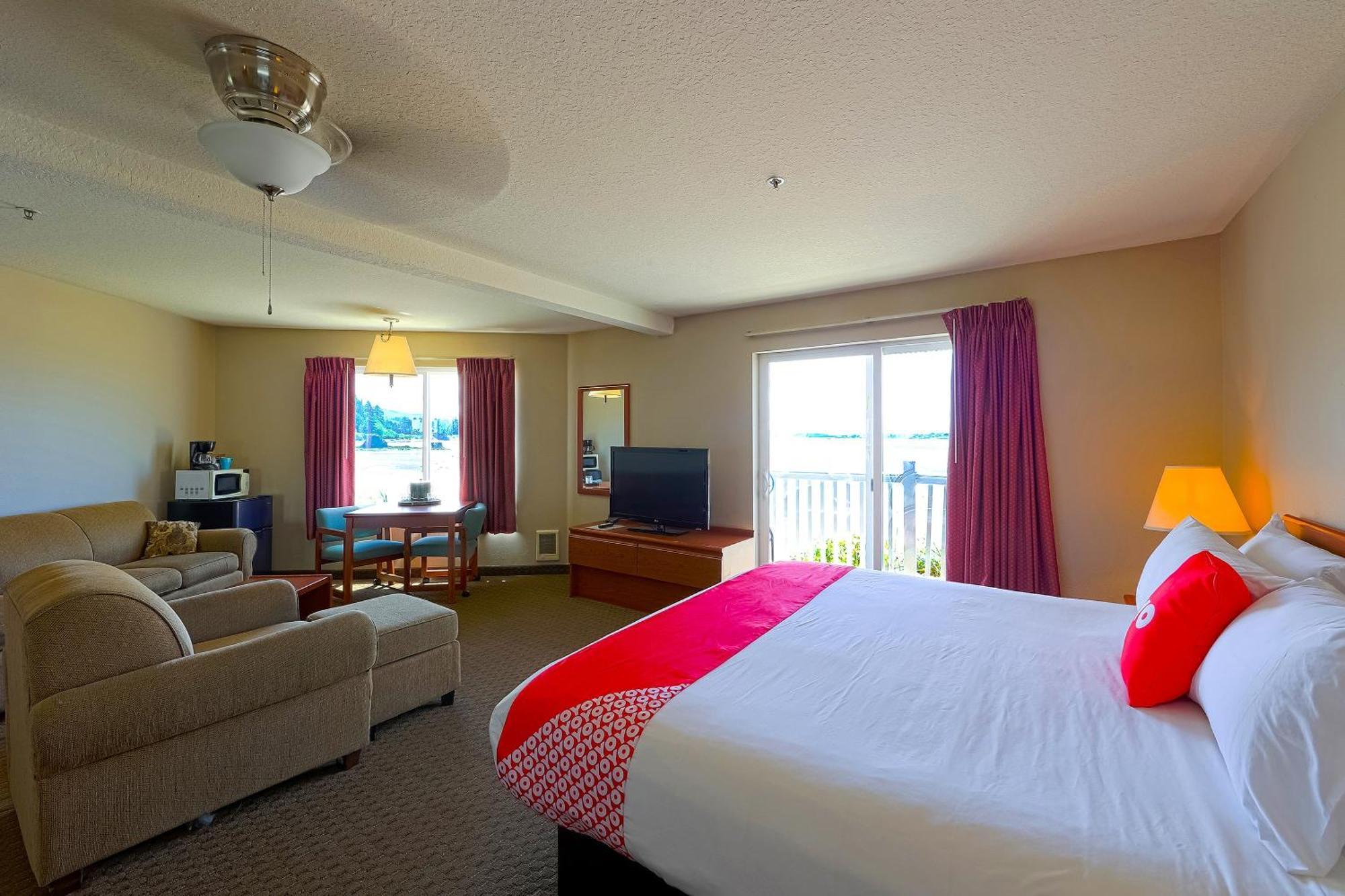 Siletz Bay Beachfront Hotel By Oyo Lincoln City Exterior foto