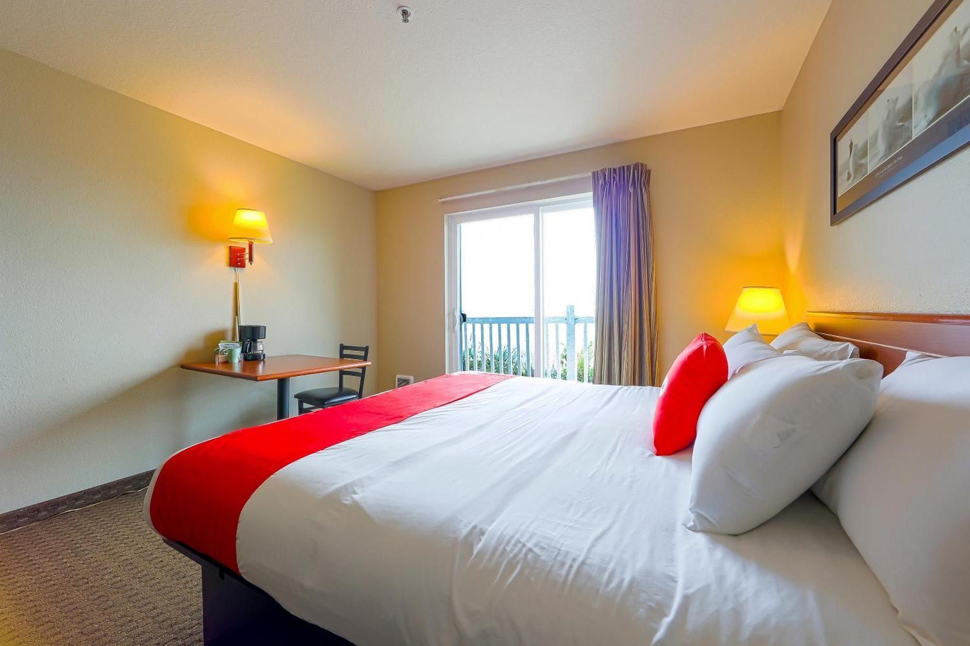 Siletz Bay Beachfront Hotel By Oyo Lincoln City Exterior foto